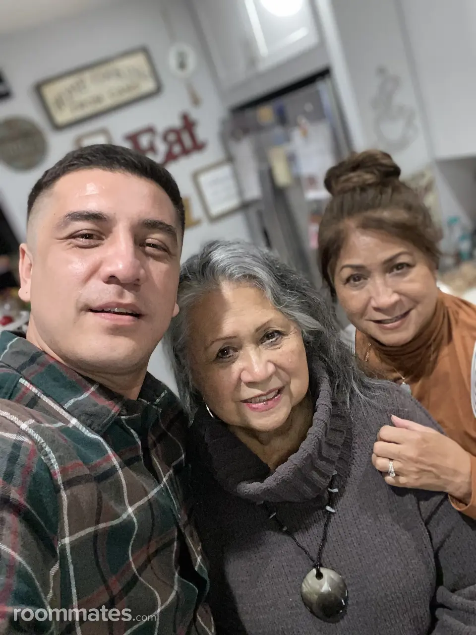 Profile photo 1 of 1