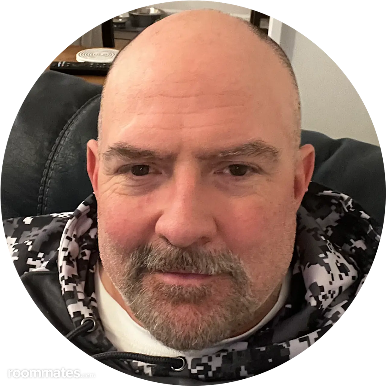 Profile photo 4 of 5