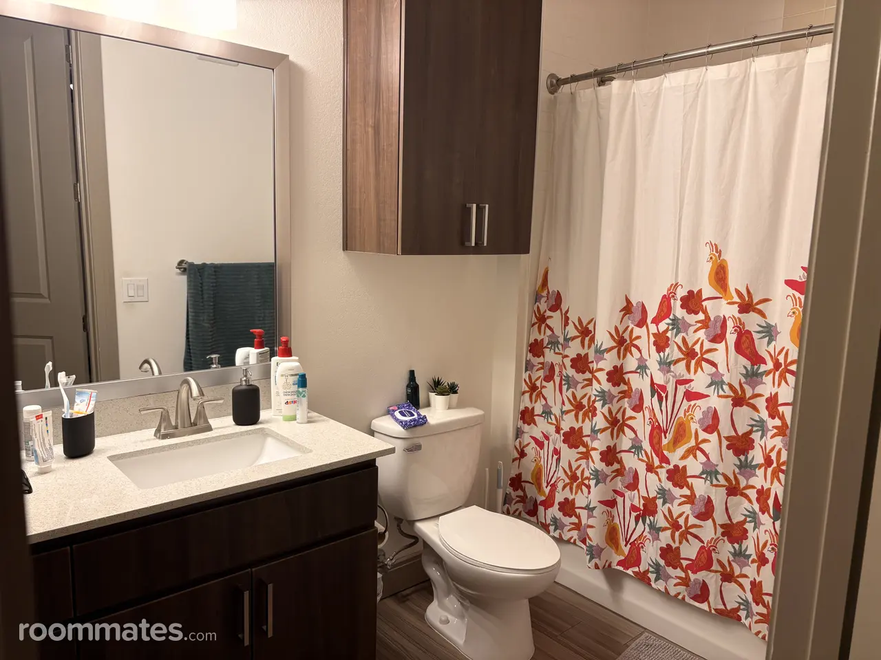 Profile photo 3 of 8