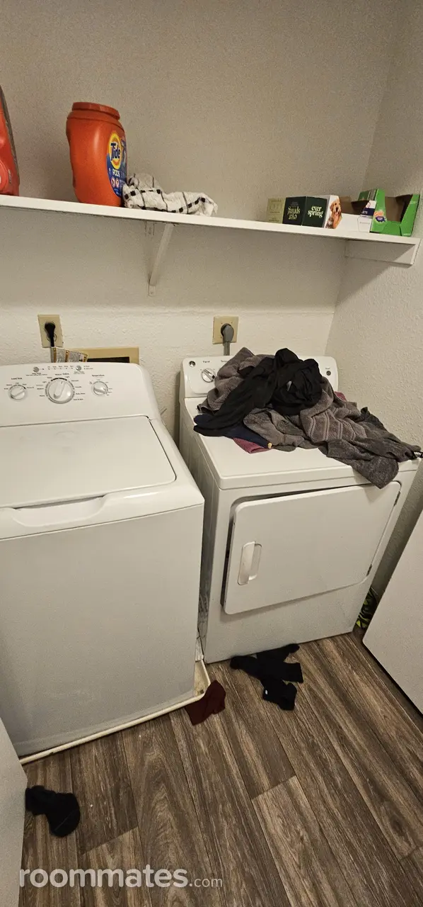 Profile photo 7 of 11