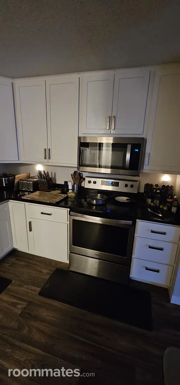 Profile photo 5 of 11