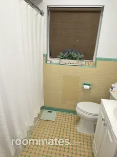 Room for rent in Miami Springs, FL $1400, house