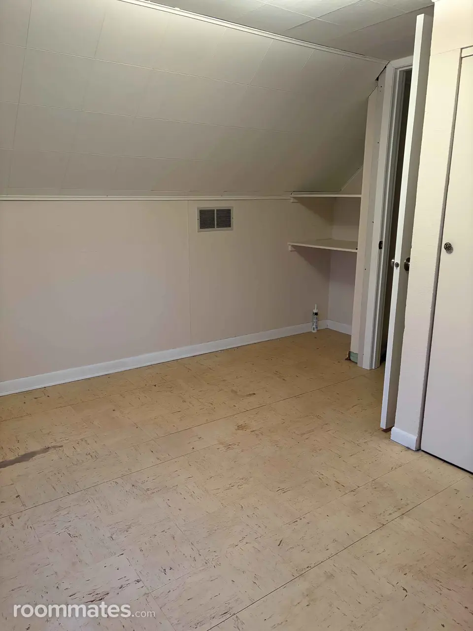 Profile photo 7 of 9