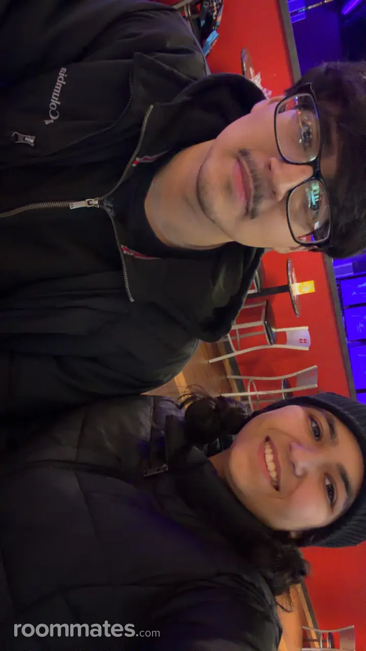 Profile photo 9 of 9