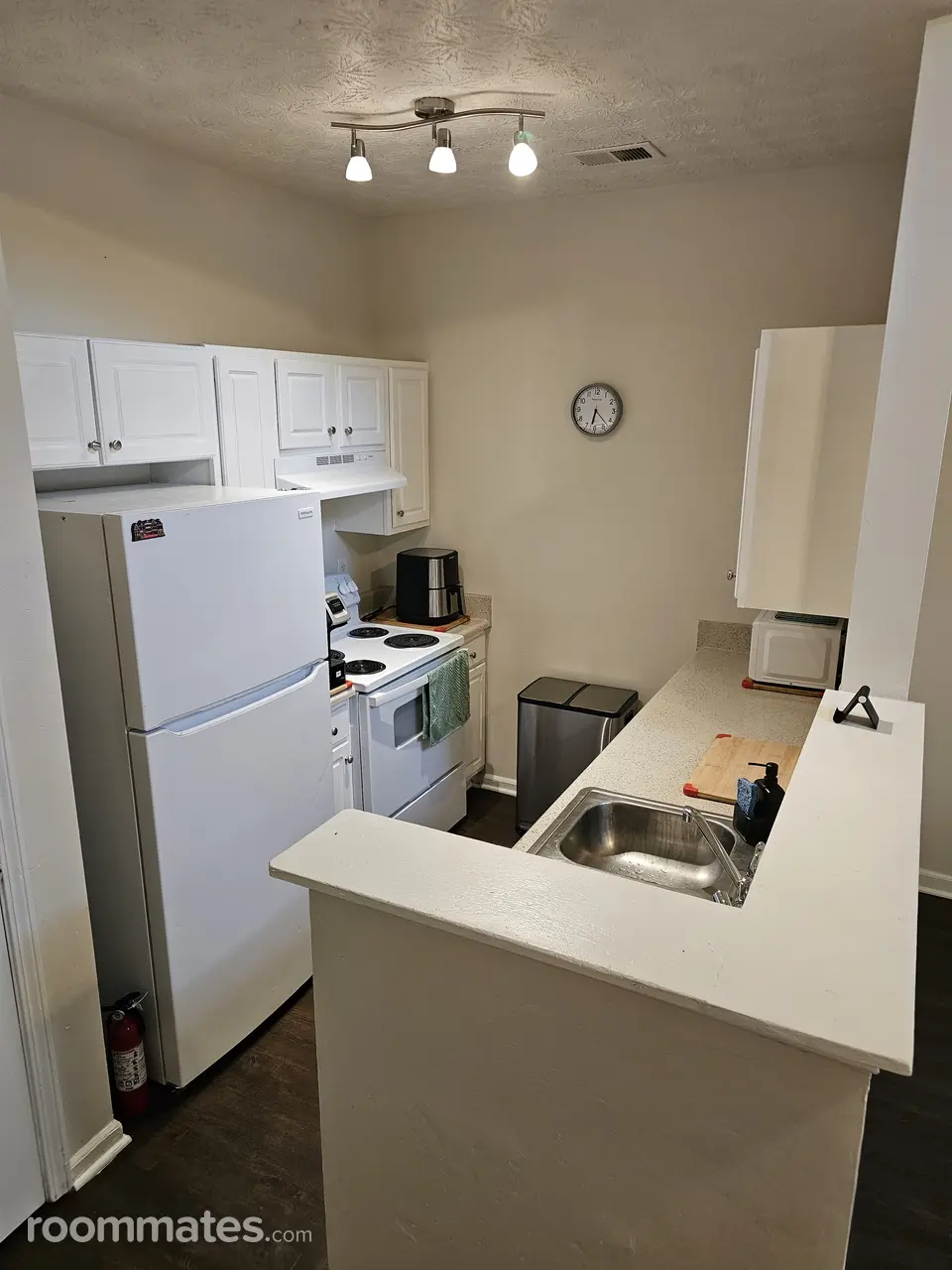 Profile photo 7 of 9