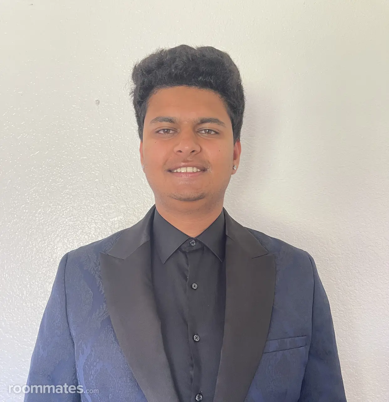 Profile photo 8 of 8