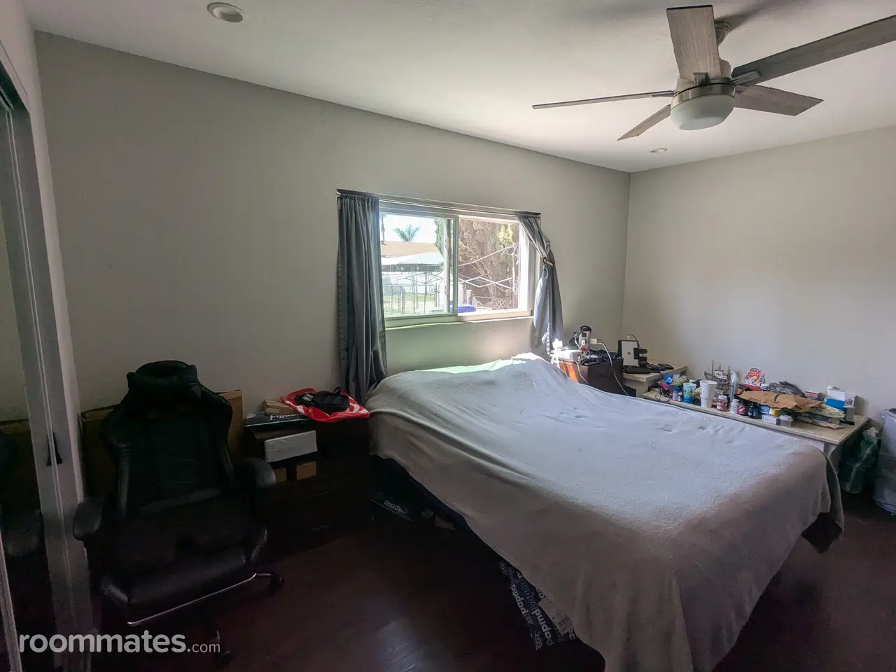 Profile photo 4 of 15