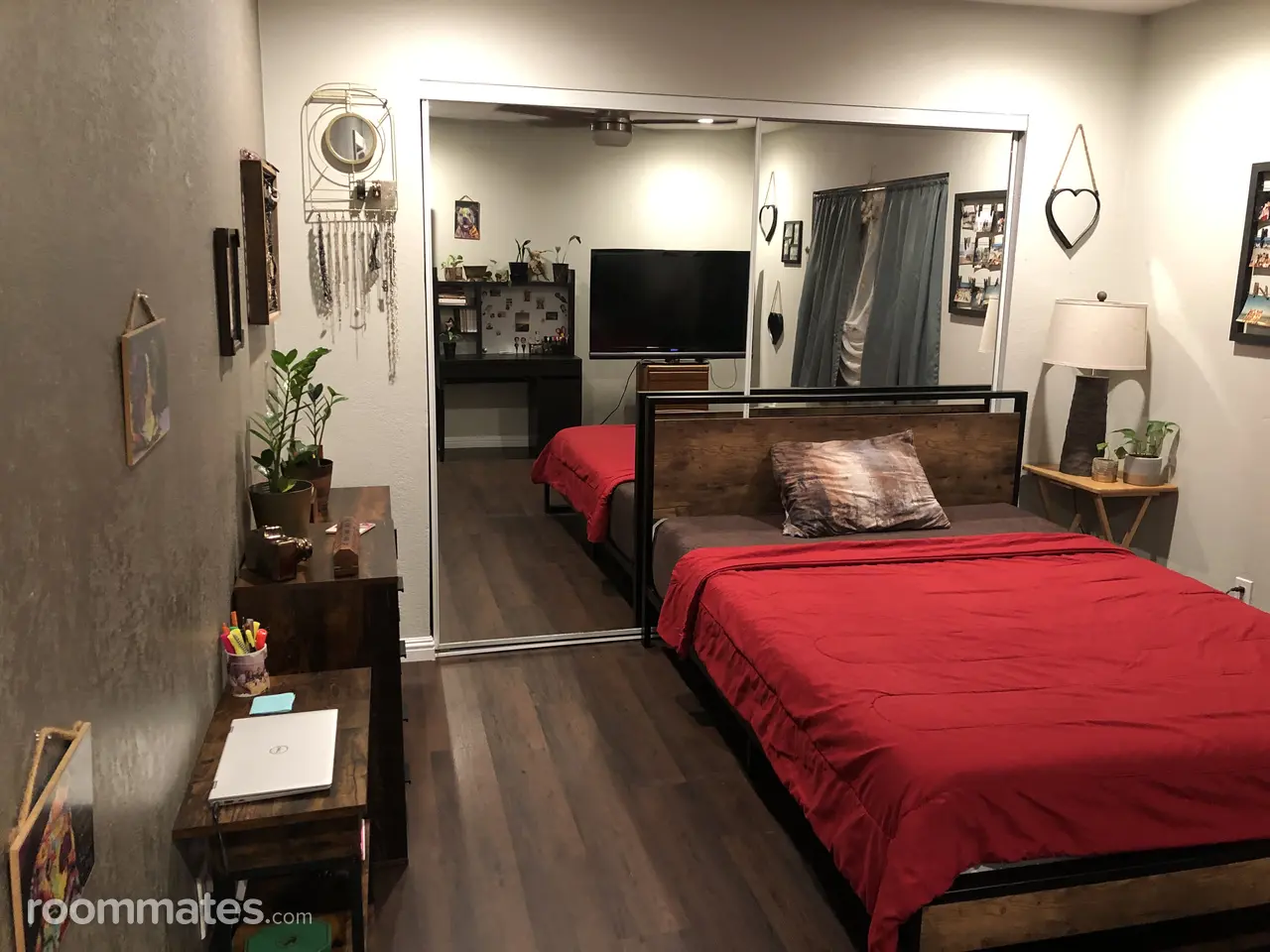 Profile photo 5 of 18