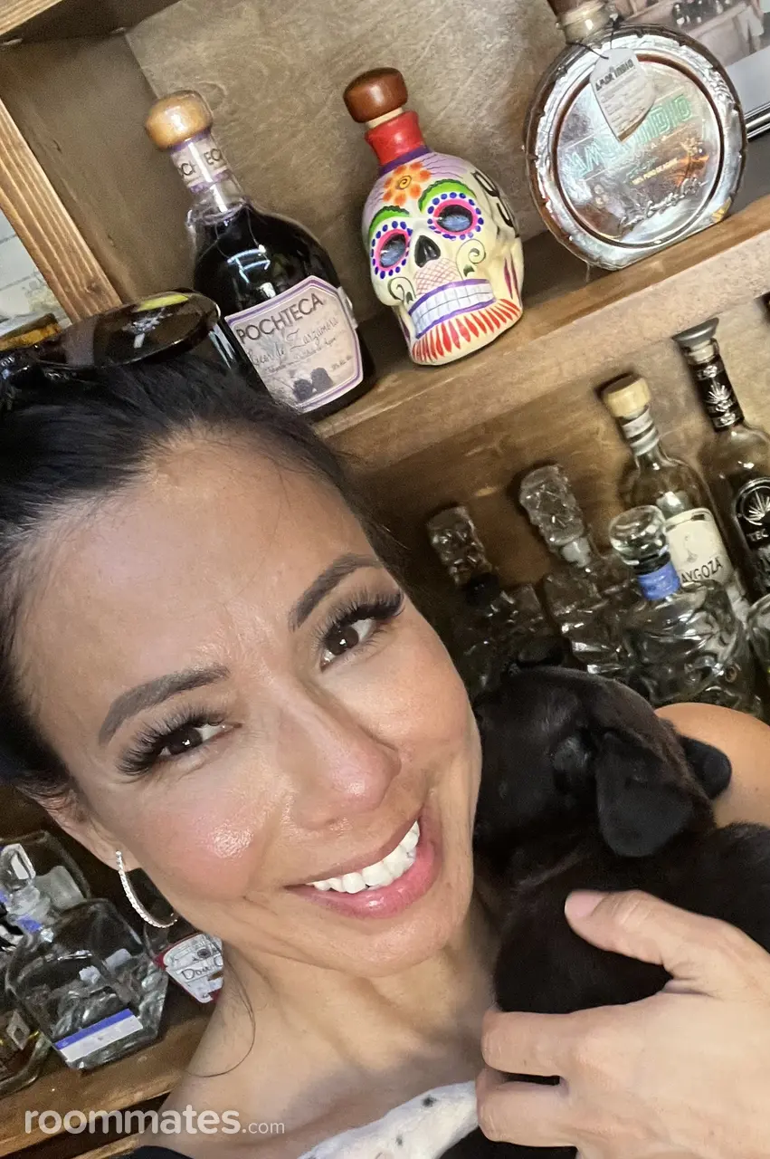 Profile photo 1 of 1