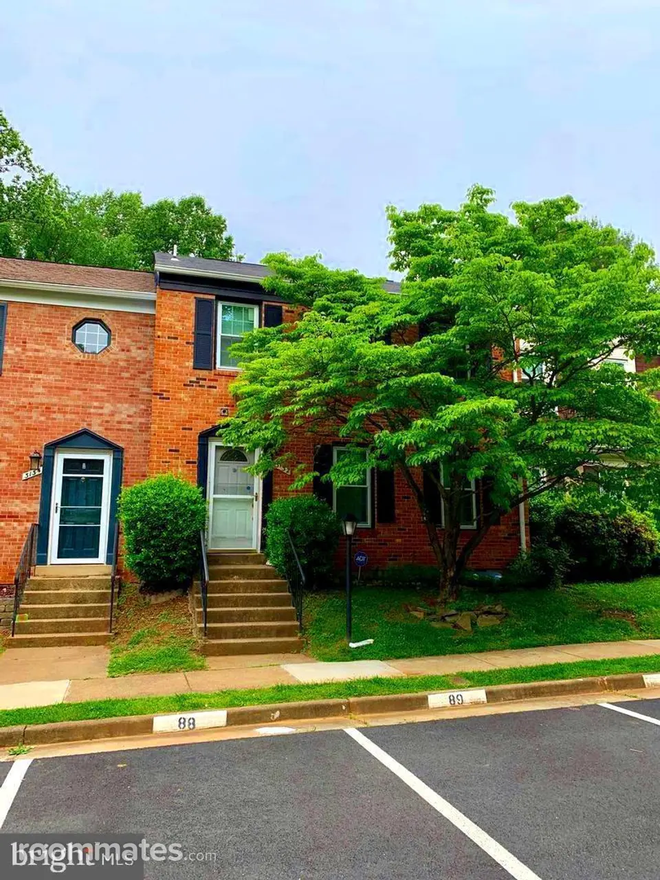 Profile photo 19 of 20