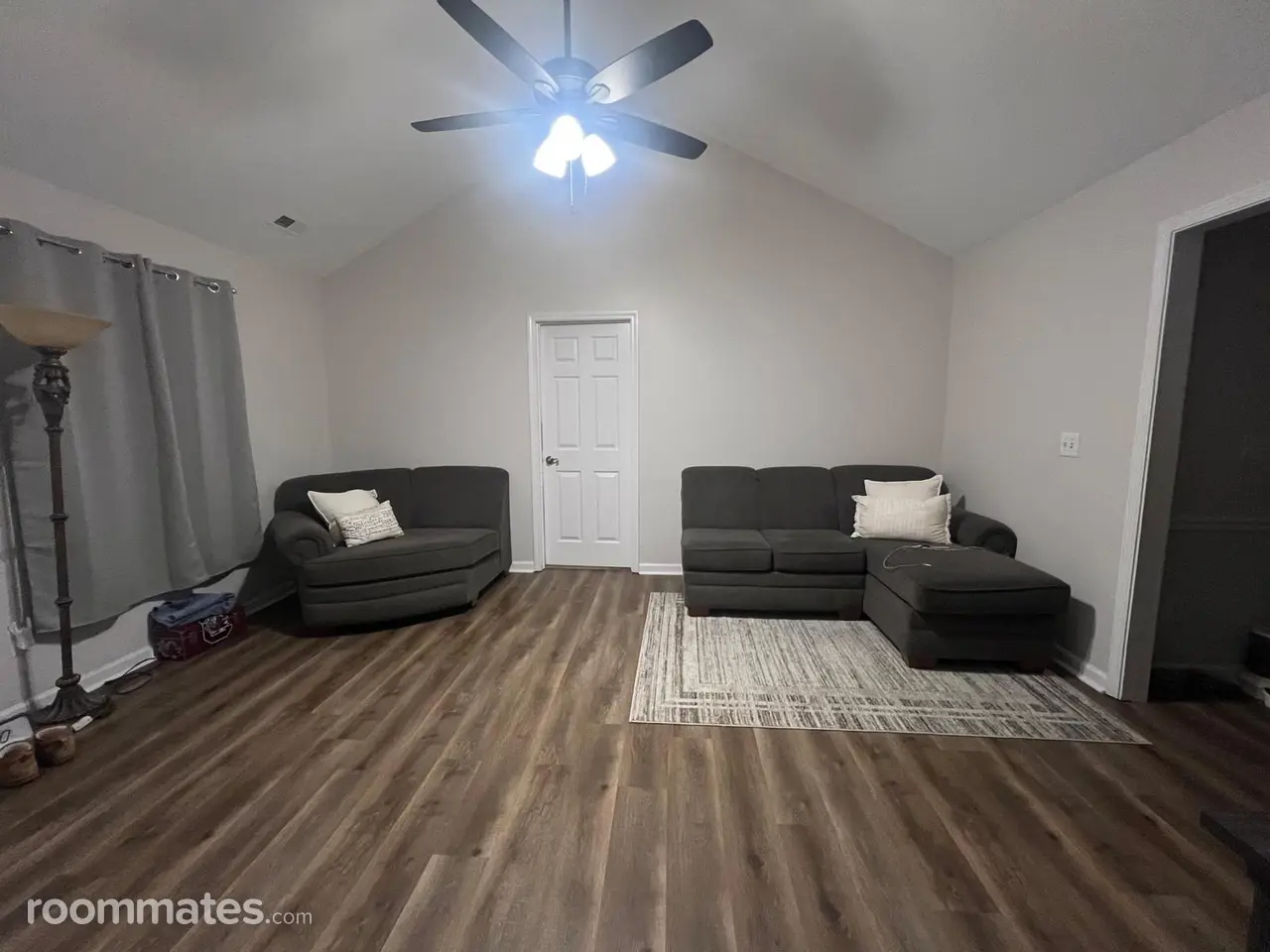 Profile photo 2 of 7