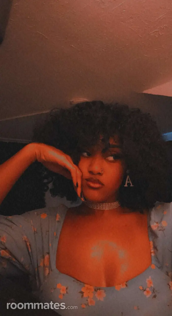 Profile photo 4 of 7