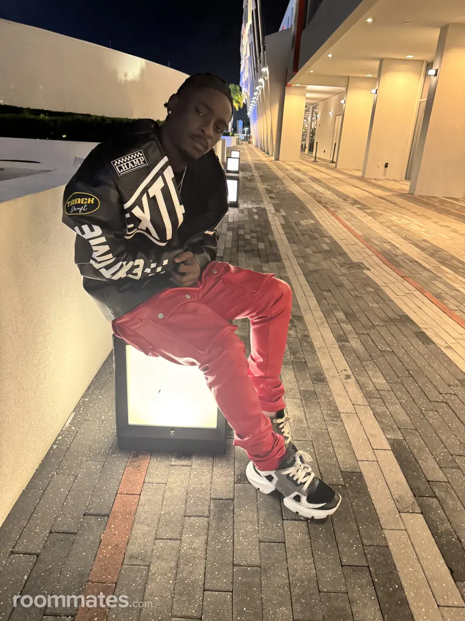 Profile photo 3 of 3