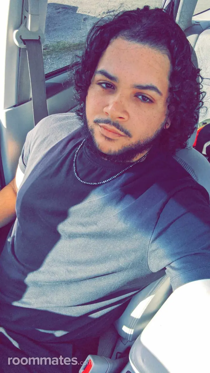 Profile photo 1 of 1