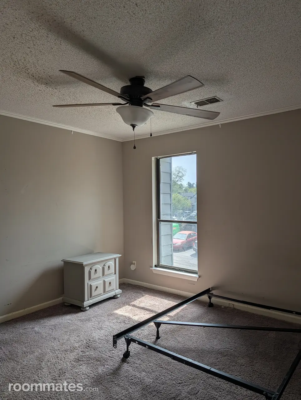 Profile photo 1 of 6