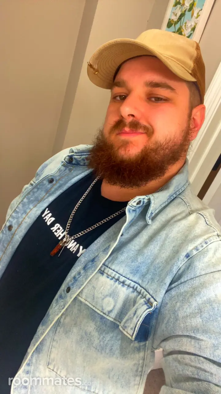 Profile photo 6 of 6