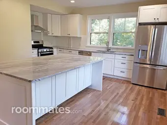 Room for rent in Ashland, MA $1200, house