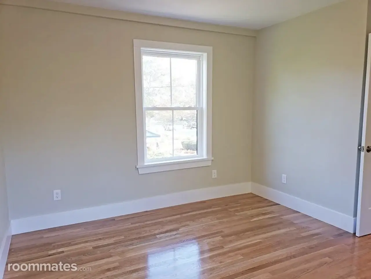 Profile photo 1 of 6