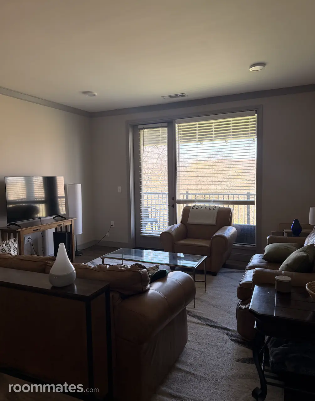 Profile photo 4 of 10