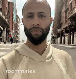 Roommate looking Woonsocket RI, $900