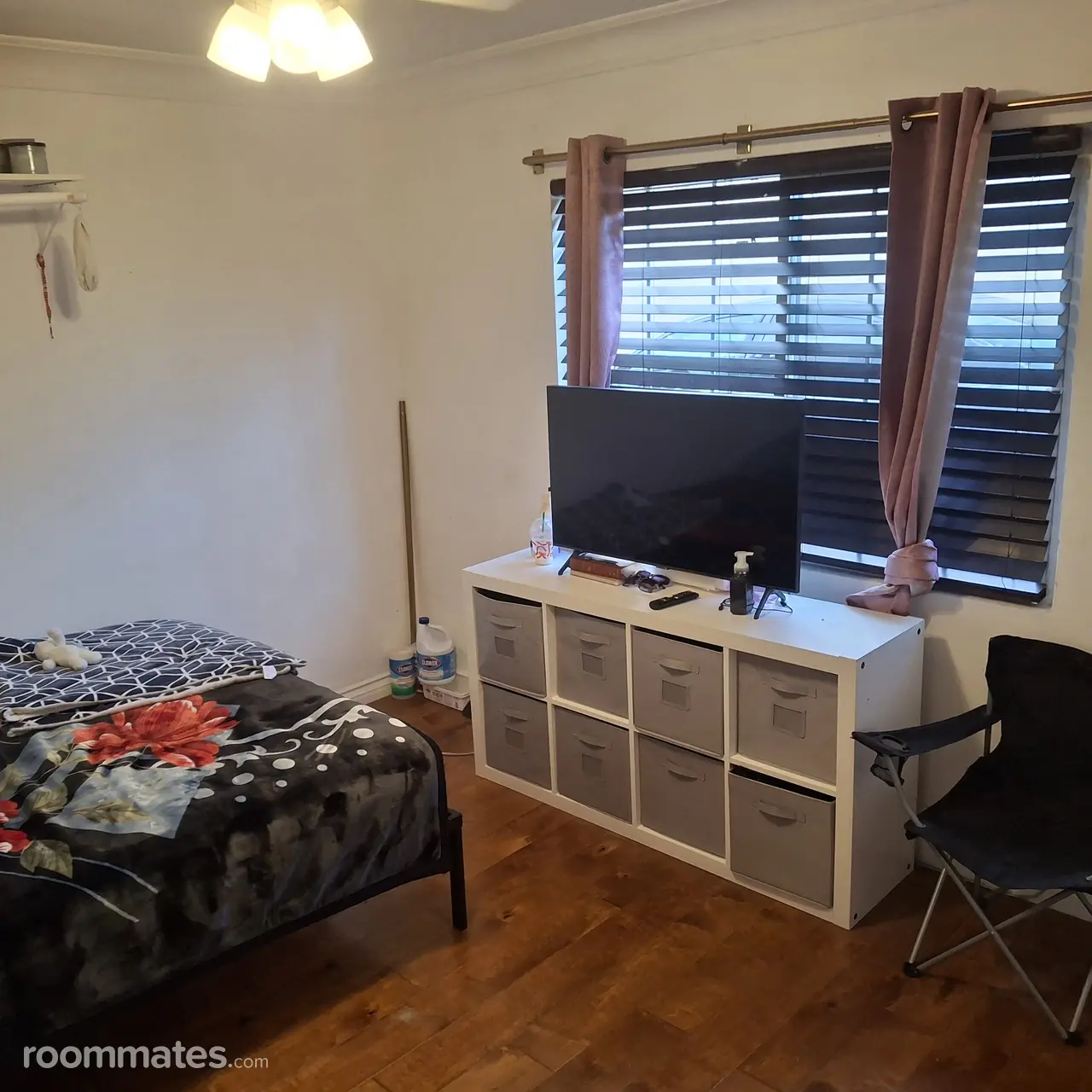 Profile photo 2 of 4