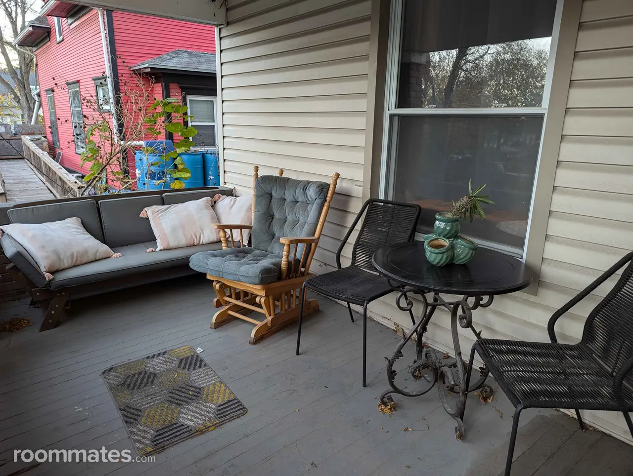 Profile photo 9 of 10