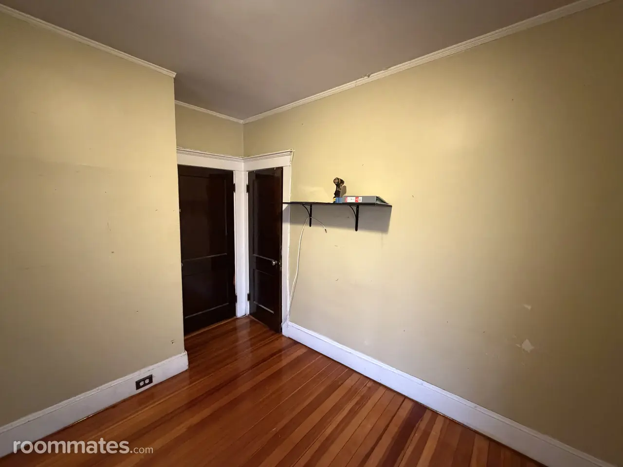 Profile photo 3 of 8