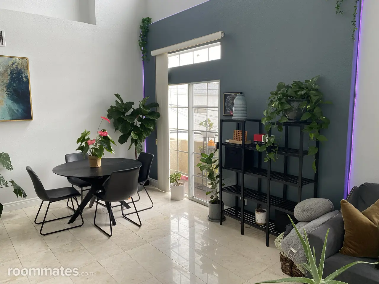 Profile photo 6 of 7