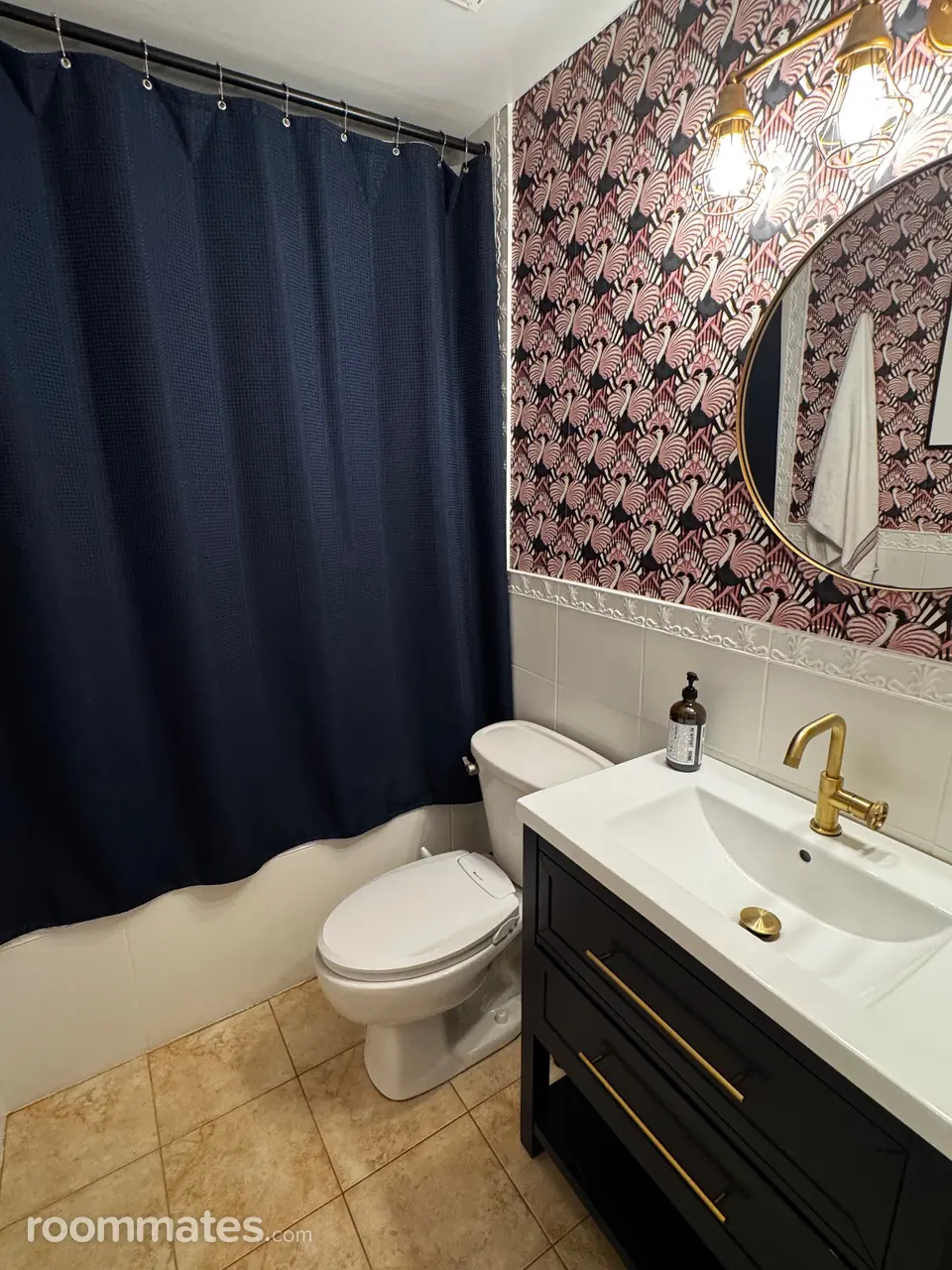 Profile photo 3 of 11