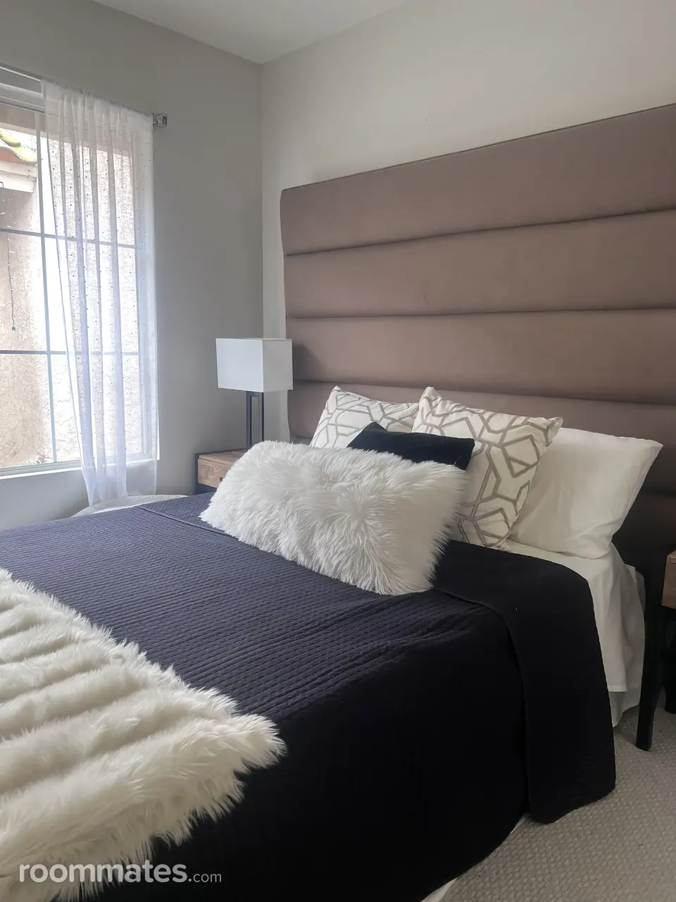 Profile photo 1 of 6