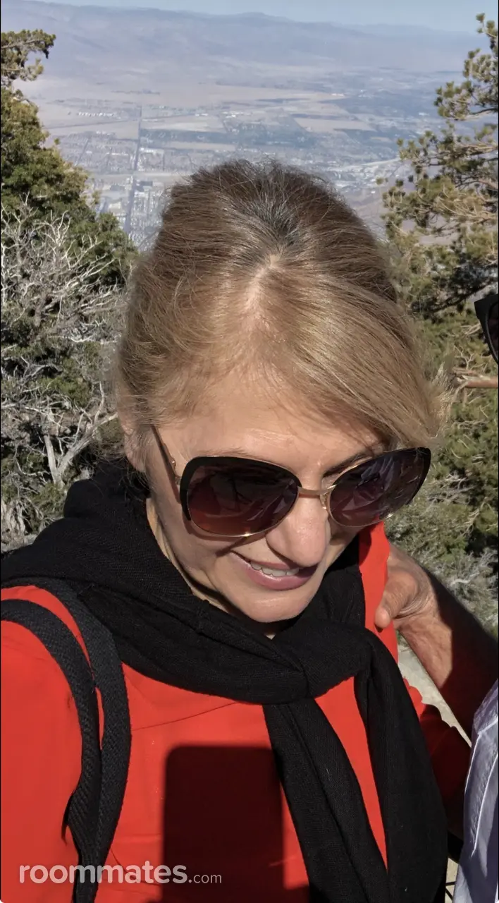 Profile photo 6 of 6