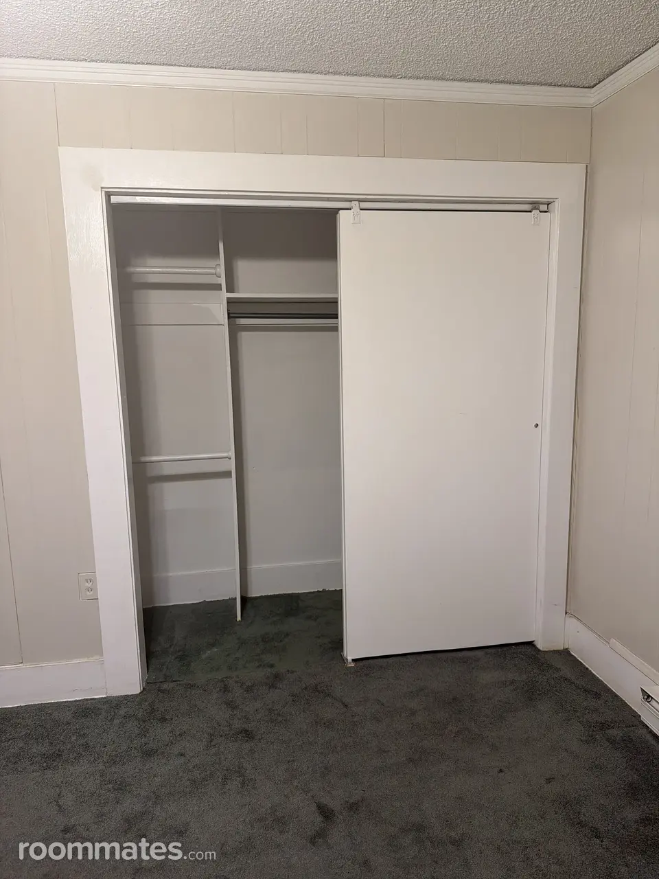 Profile photo 2 of 3