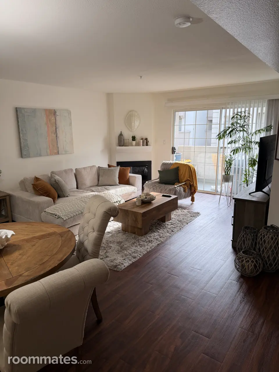 Profile photo 7 of 15