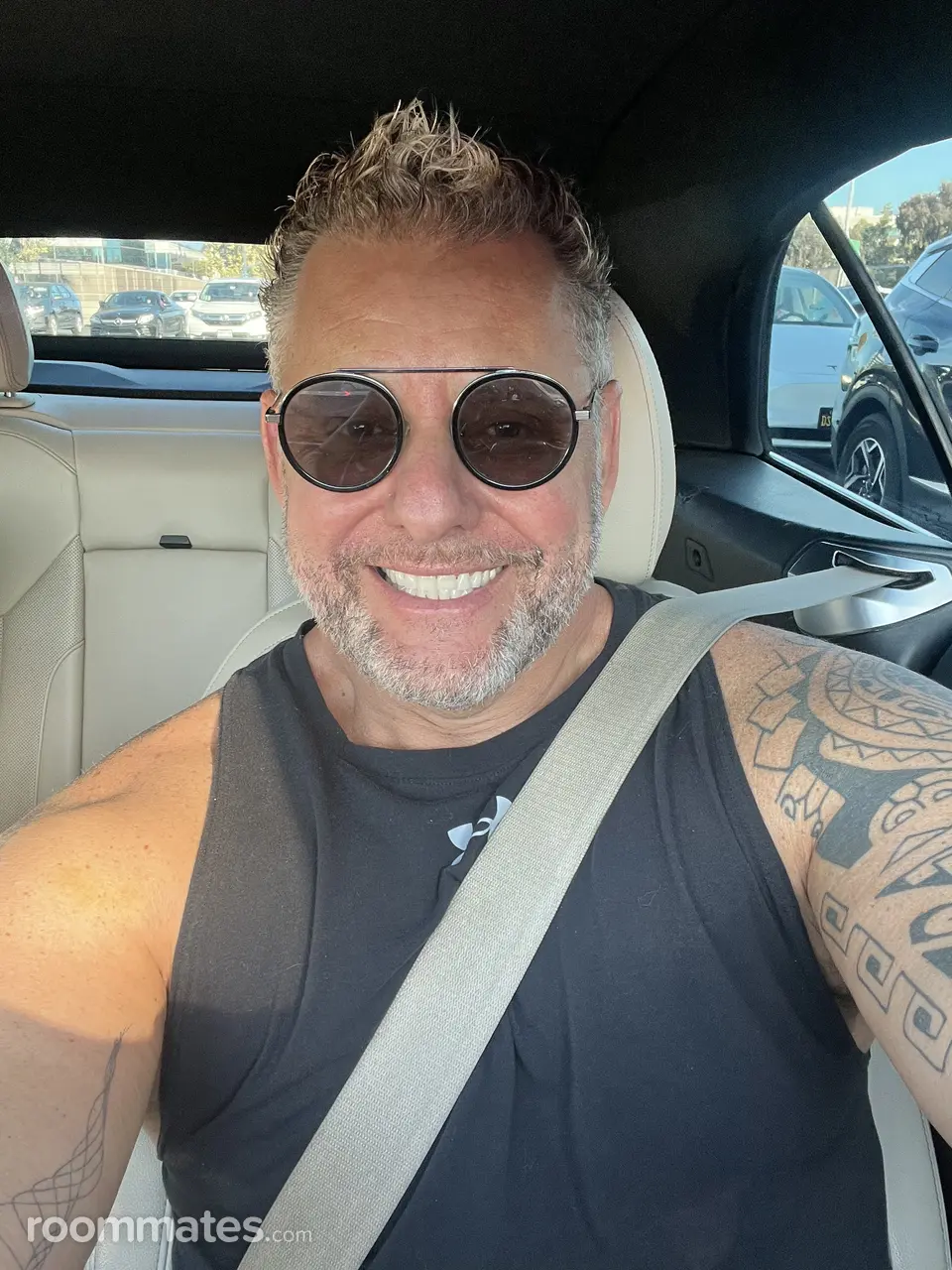 Profile photo 12 of 15