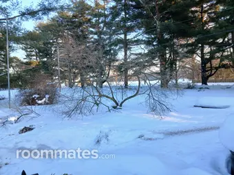 Room for rent in Warwick, RI $1000, house