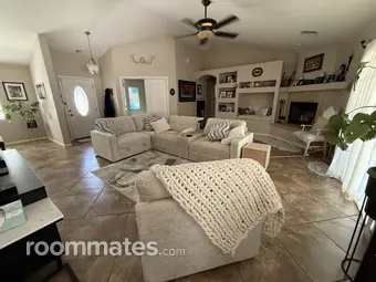 Room for rent in Tucson, AZ $700, house