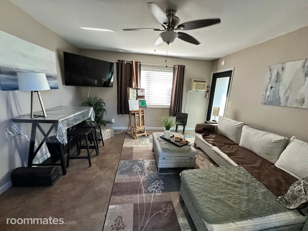 Profile photo 3 of 12