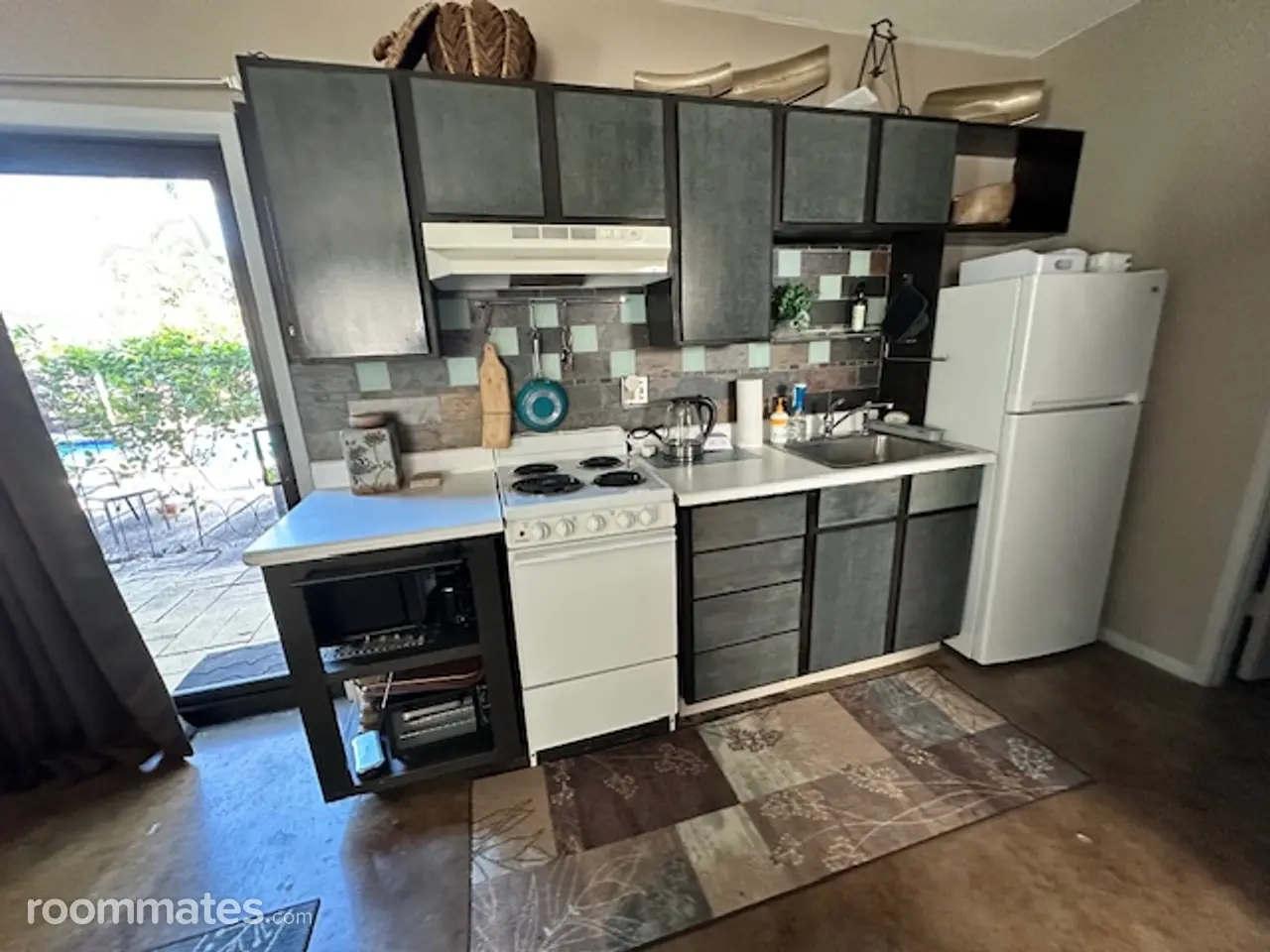 Profile photo 4 of 12