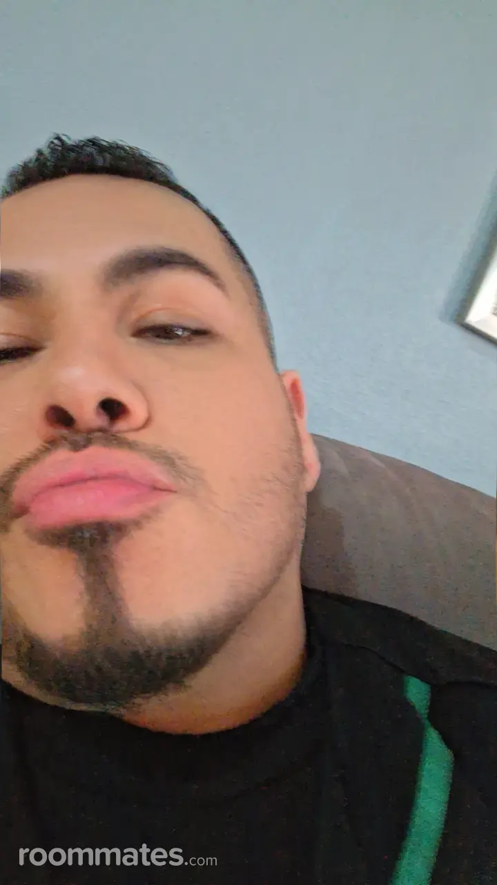 Profile photo 1 of 1