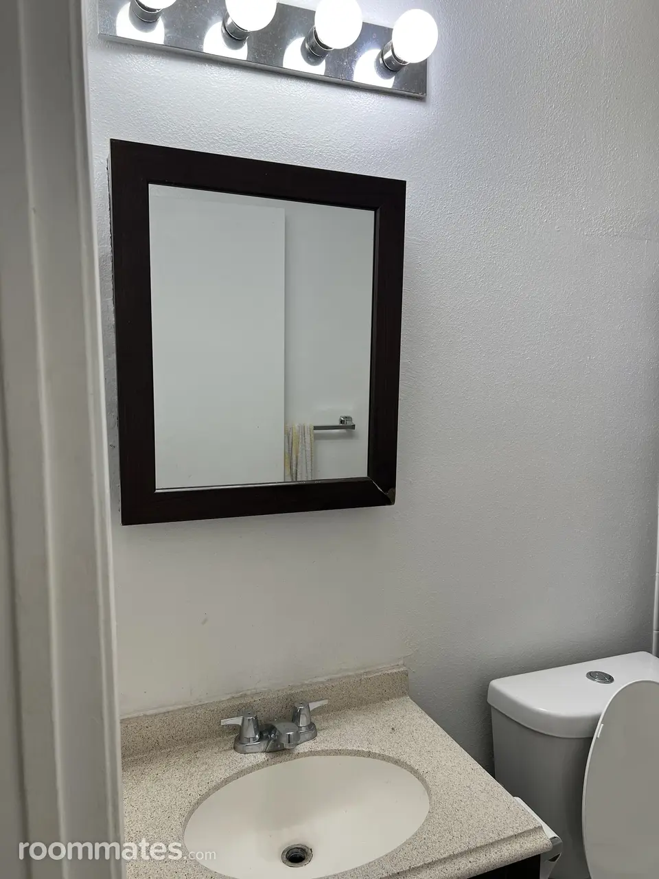 Profile photo 9 of 12