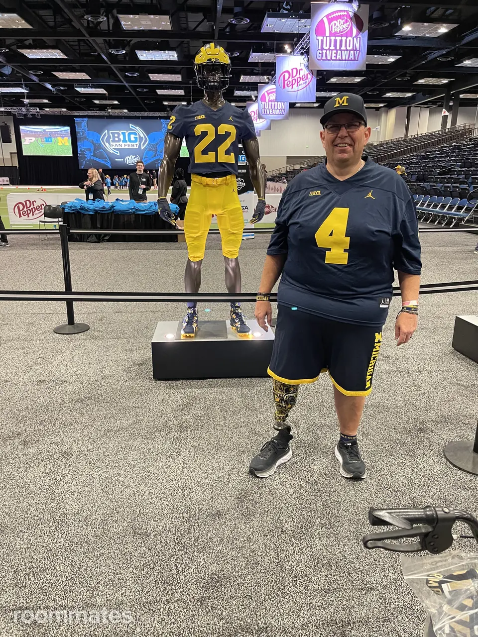 Profile photo 1 of 11