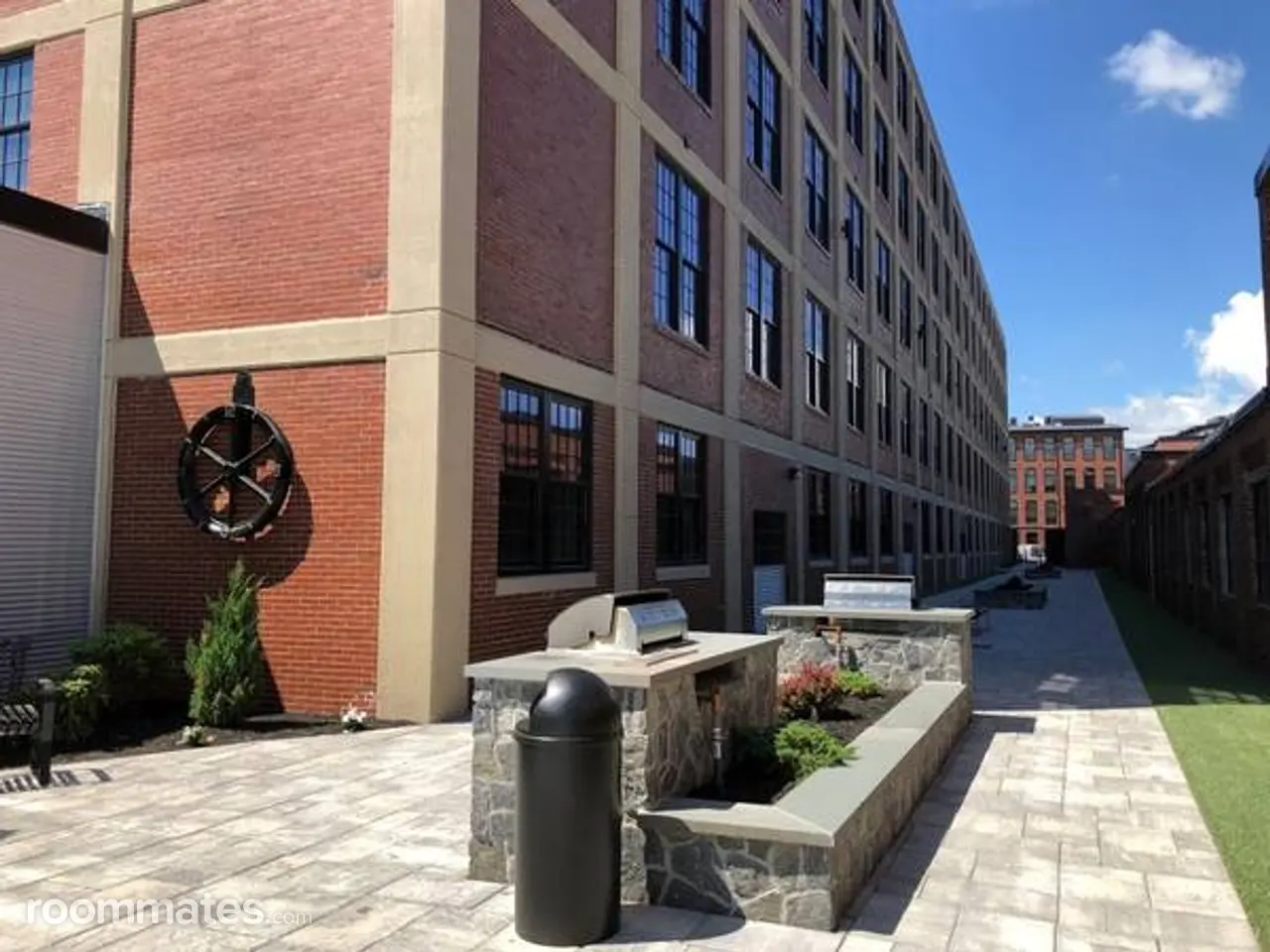 Profile photo 5 of 18