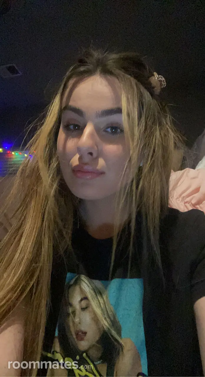 Profile photo 1 of 1