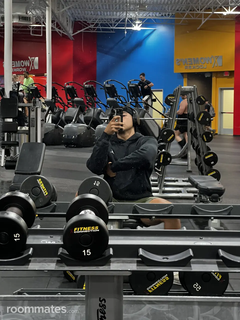 Profile photo 4 of 4