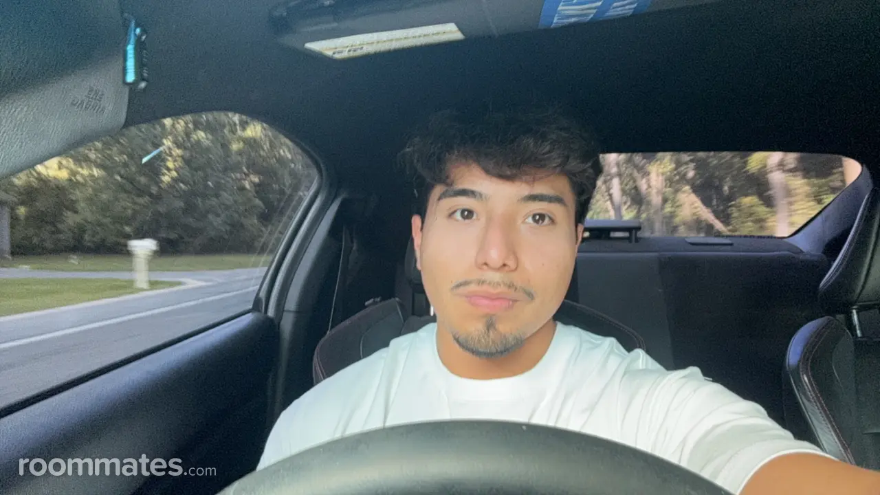 Profile photo 1 of 4