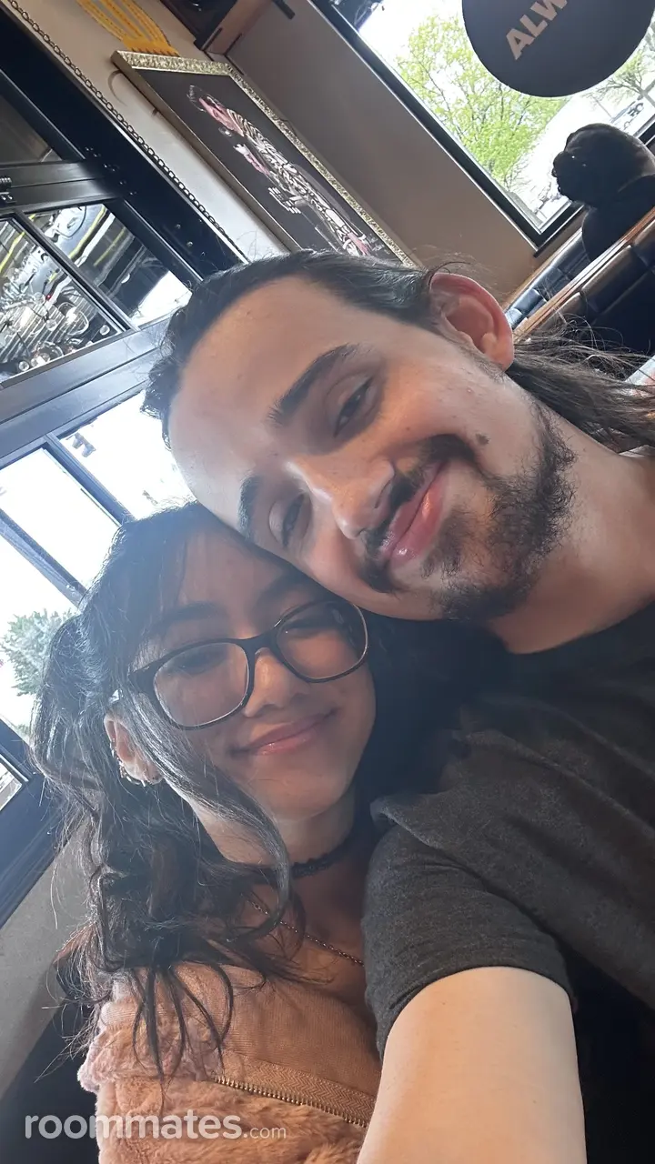 Profile photo 3 of 7