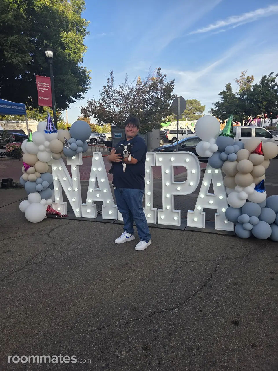 Profile photo 1 of 1