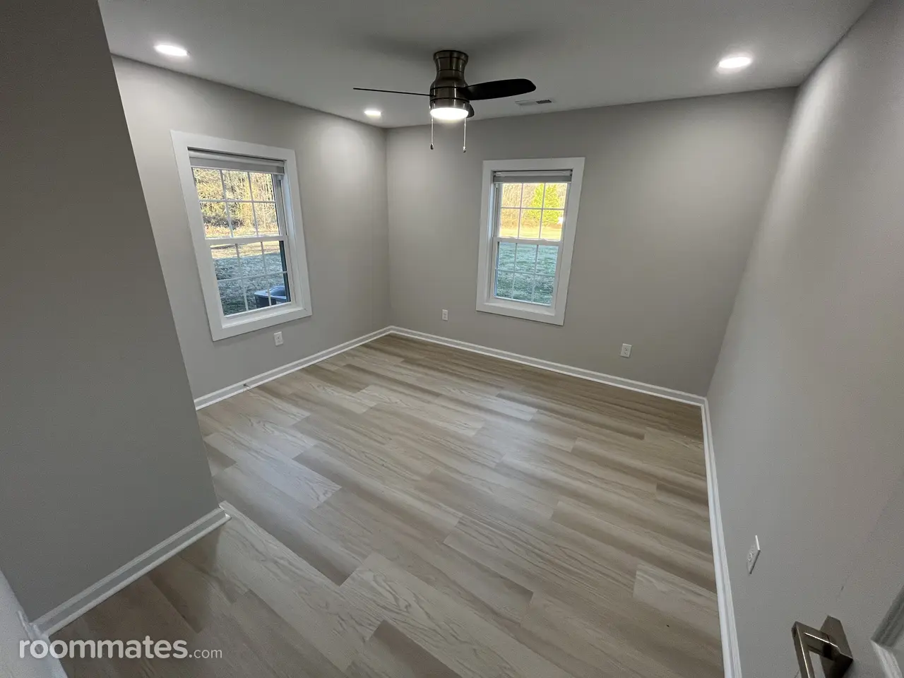 Profile photo 2 of 11