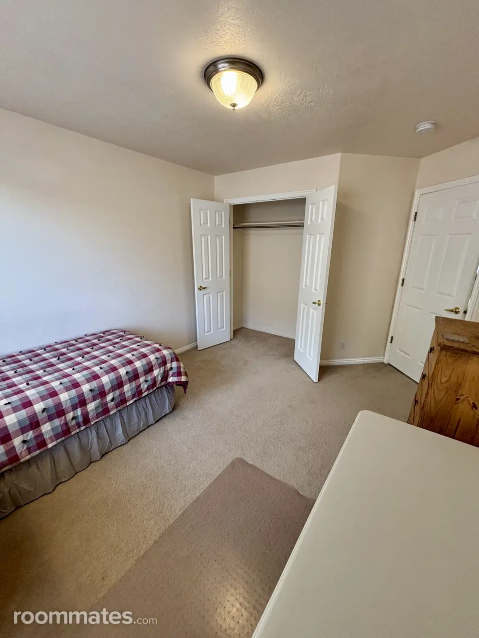 Profile photo 1 of 4