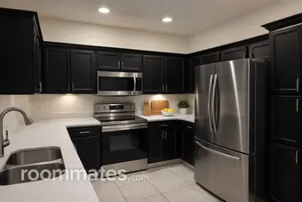 Room for rent in Orlando, FL $940, townhouse